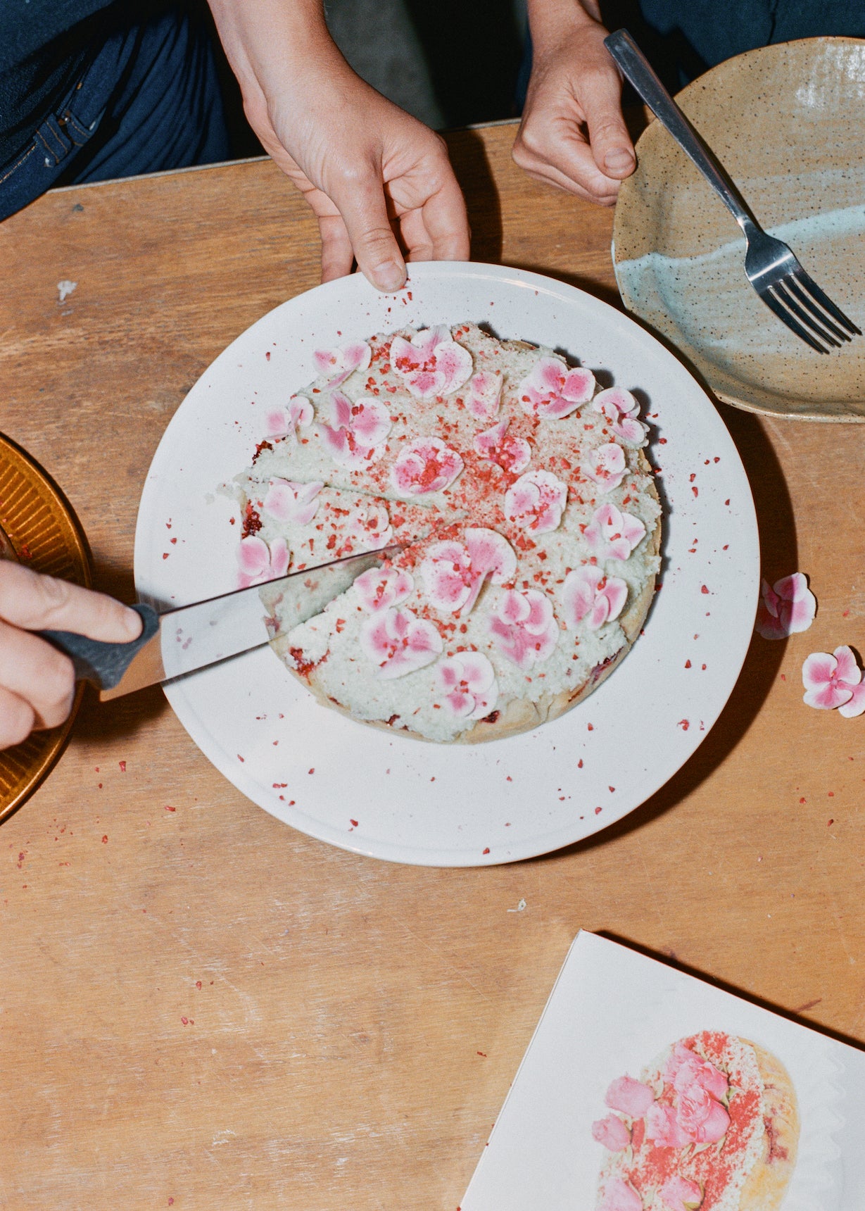 Coconut Raspberry Lime Leaf Cake Kit