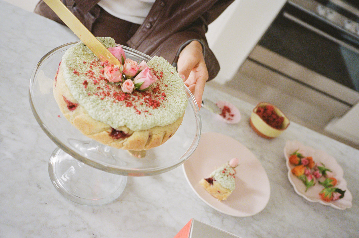 Coconut Raspberry Lime Leaf Cake Kit